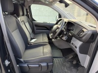 PEUGEOT EXPERT 1400 PROFESSIONAL STANDARD 2.0 BLUE HDI 145PS - 29
