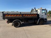 MAN LE14.220 4x2 14 TON 3-WAY DROPSIDE TIPPER - 17
