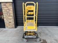 BOSS X3X BATTERY OPERATED PERSONNEL LIFT - 2