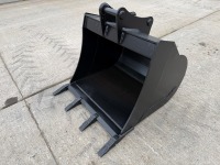 UNUSED SPERRIN APPROX. 3FT DIGGING BUCKET TO SUIT 8 TON EXCAVATOR