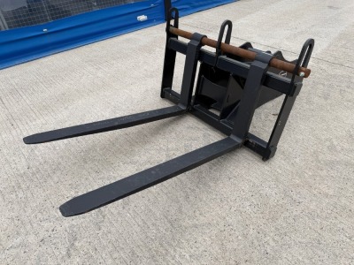 UNUSED SPERRIN FLOATING FORKS TO SUIT 13 TON EXCAVATOR