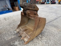 HITACHI ZX135US 13.5 TON ZERO TAIL SWING EXCAVATOR - 12
