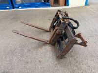 ULRICH HYDRAULIC FORL POSITIONER TO SUIT JCB FORKLIFT - 4