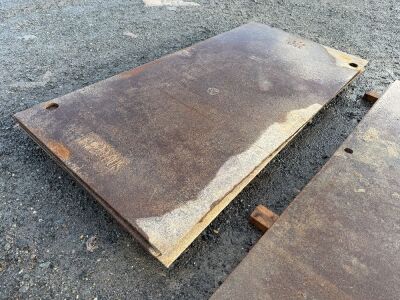 4No. SHEETS OF 18mm STEEL ROAD PLATES