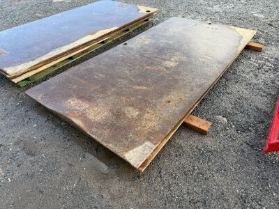 3No. SHEETS OF 18mm STEEL ROAD PLATES