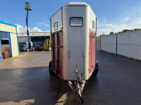 APPROX. 12ft x 6ft IFOR WILLIAMS HB510R TWIN AXLE HORSE BOX TRAILER - 2