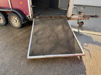 APPROX. 12ft x 6ft IFOR WILLIAMS HB510R TWIN AXLE HORSE BOX TRAILER - 5