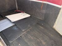 APPROX. 12ft x 6ft IFOR WILLIAMS HB510R TWIN AXLE HORSE BOX TRAILER - 7