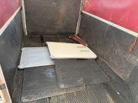 APPROX. 12ft x 6ft IFOR WILLIAMS HB510R TWIN AXLE HORSE BOX TRAILER - 8