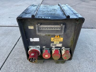 3 PHASE & 240v SITE DISTRIBUTION BOX