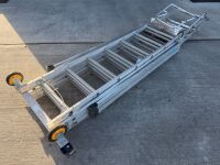 YOUNGMAN FOLDABLE EXTENDING ALUMINIUM MOBILE PODIUM&nbsp; - 3