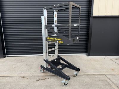 MONKEY TOWER MINI MOBILE PERSONNEL LIFT
