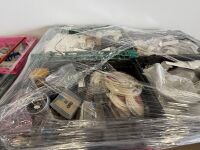 PALLET TO INC. LARGE SELECTION OF ASSORTED UNUSED ELECTRICAL EQUIPMENT - 2