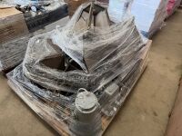 PALLET TO INC. LARGE SELECTION OF ASSORTED LANTERN STYLE WALL LIGHTS - 4