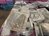 PALLET TO INC. LARGE SELECTION OF EXTRACTOR FANS & BULBS - 5