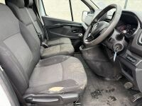 RENAULT TRAFIC SL28 BUSINESS+ SWB BLUE 2.0 DCI 130PS CREW VAN - 20