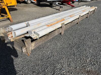 5No. ASSORTED HEAVY DUTY METAL PIPING