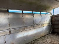 APPROX. 12ft x 6.6ft IFOR WILLIAMS 3500kgs TWIN AXLE LIVESTOCK TRAILER - 8