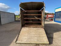 APPROX. 12ft x 6.6ft IFOR WILLIAMS 3500kgs TWIN AXLE LIVESTOCK TRAILER - 15