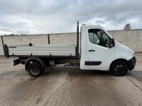 RENAULT MASTER ML35TW BUSINESS MWB RWD 2.3 DCI 125PS LOW ROOF DROPSIDE TIPPER - 35