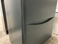 Approx. 600mm Floor Standing Vanity Unit - 8