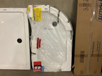 1100x700mm Right Hand Shower Tray