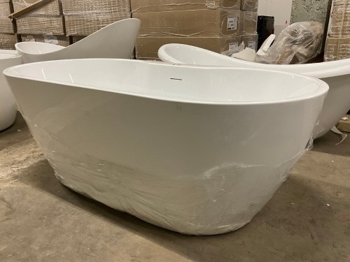 Viktor Benson Quito Freestanding Bath 1550x750mm