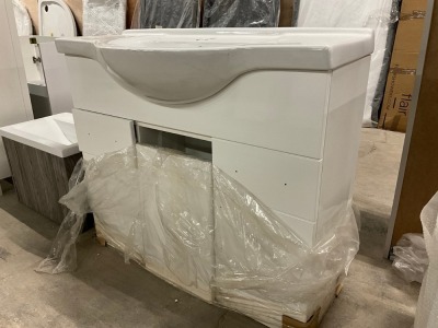 Approx. 1040mm Floor Standing Vanity Unit