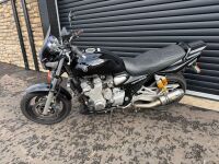 YAMAHA XJR 1300 MOTORBIKE - 15