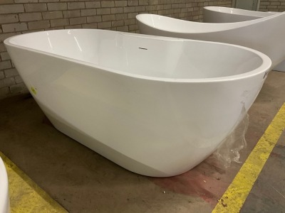 Bath Approx. 1650x740mm
