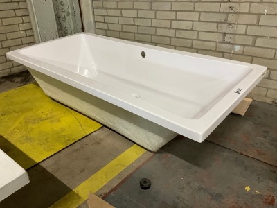 Bath Approx. 1800x800mm