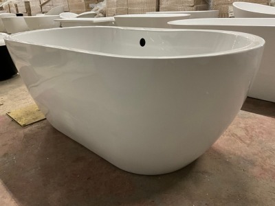 Bath Approx. 1550x750mm