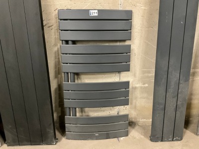 Approx. 550x1100mm Heated Towel Radiator (Anthracite)