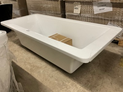 Modern Square Freestanding Bath with Chrome Legs Approx. 1700x740mm