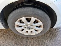 VOLKSWAGEN TOURAN S 1.9 TDI 105PS 5DR ESTATE - 3