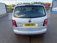 VOLKSWAGEN TOURAN S 1.9 TDI 105PS 5DR ESTATE - 17