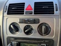 VOLKSWAGEN TOURAN S 1.9 TDI 105PS 5DR ESTATE - 25