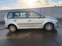 VOLKSWAGEN TOURAN S 1.9 TDI 105PS 5DR ESTATE - 28