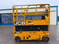 JCB S2632E BATTERY OPERATED SCISSOR LIFT - 6