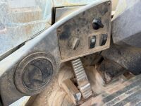CATERPILLAR 938G ARTICULATED LOADING SHOVEL - 18