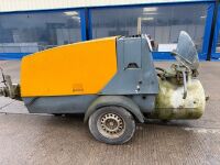 PUTZMEISTER SINGLE AXLE FAST TOW SCREED PUMP - 7
