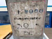 PUTZMEISTER SINGLE AXLE FAST TOW SCREED PUMP - 10