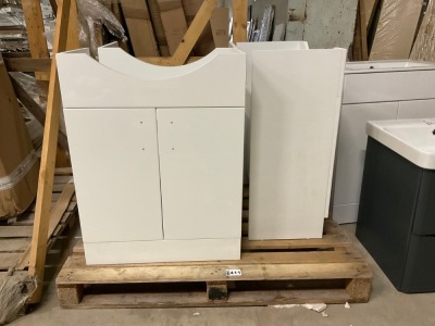 3No. 610mm Floor Standing Vanity Units (White)
