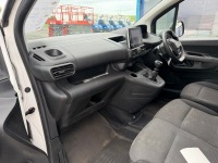 PEUGEOT PARTNER 1000 PROFESSIONAL STANDARD 1.5 BLUE HDI 100PS - 13