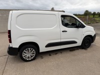 PEUGEOT PARTNER 1000 PROFESSIONAL STANDARD 1.5 BLUE HDI 100PS - 21