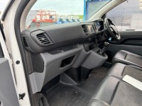 PEUGEOT EXPERT 1400 PROFESSIONAL STANDARD 2.0 BLUE HDI 120PS - 10