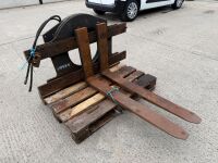 CASCADE CLASS 3 20" HYDRAULIC ROTATOR & FORKS TO SUIT FORKLIFT - 3