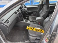 SKODA OCTAVIA ELEGANCE 2.0 TDI 5DR HATCHBACK - 8