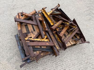 APPROX. 20No. 2 BOARD SCAFFOLDING BRACKETS