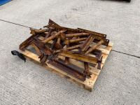 APPROX. 12No. 2 BOARD SCAFFOLDING BRACKETS - 3